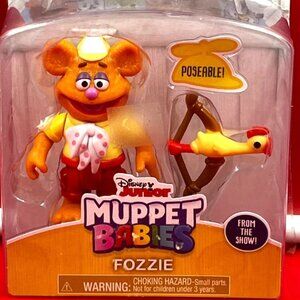 Disney Junior Fozzie & Bow and Arrow Muppet Babies Poseable 2.5" Figure